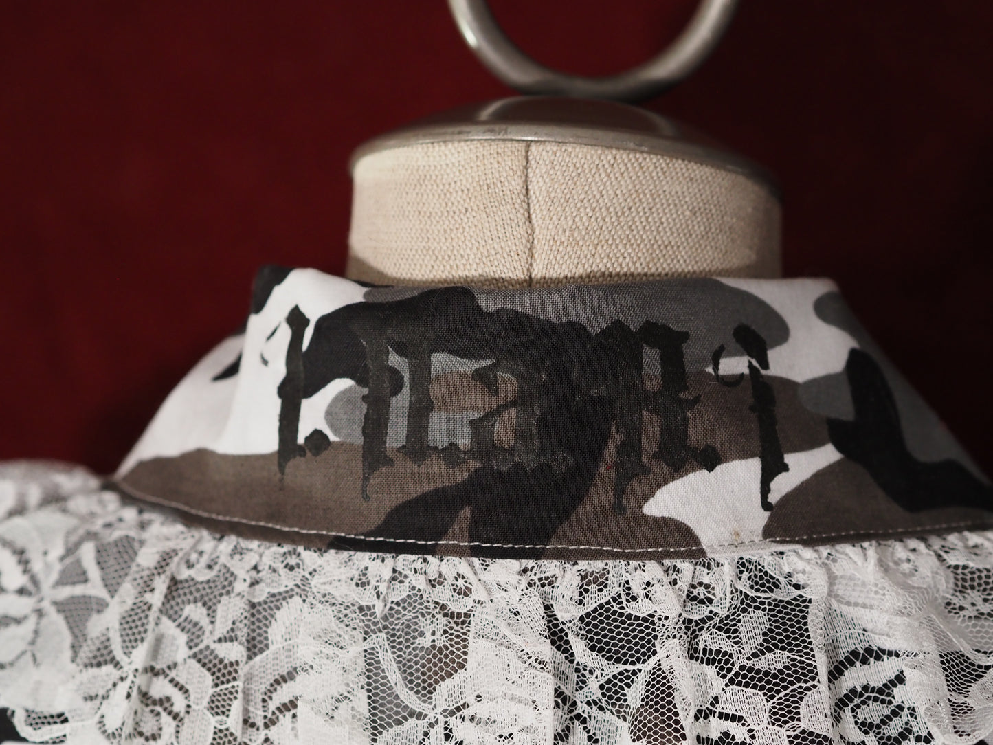 Urban Camo Long-sleeve White Raschel lace Blouse