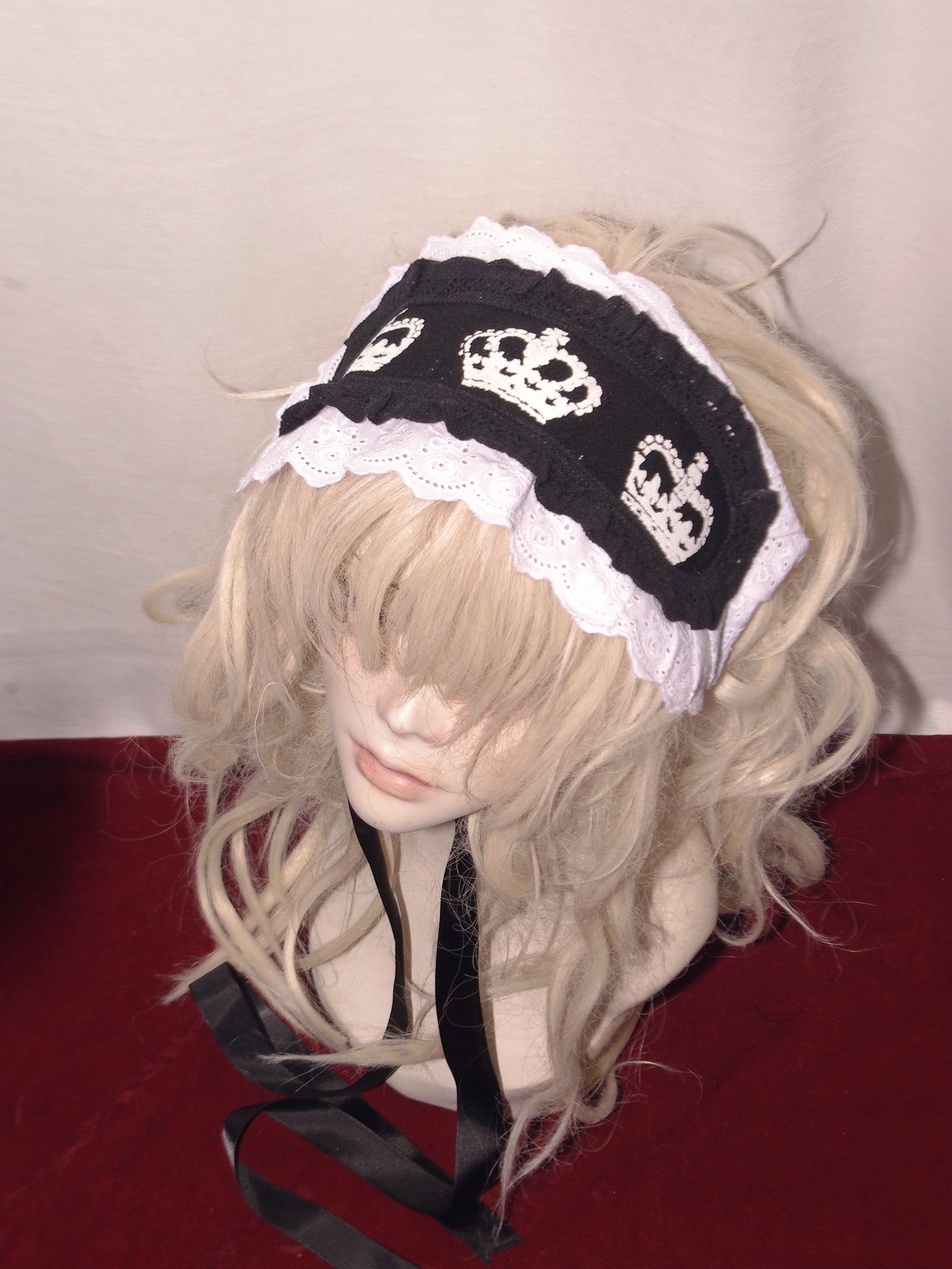 black x white crown print headdress