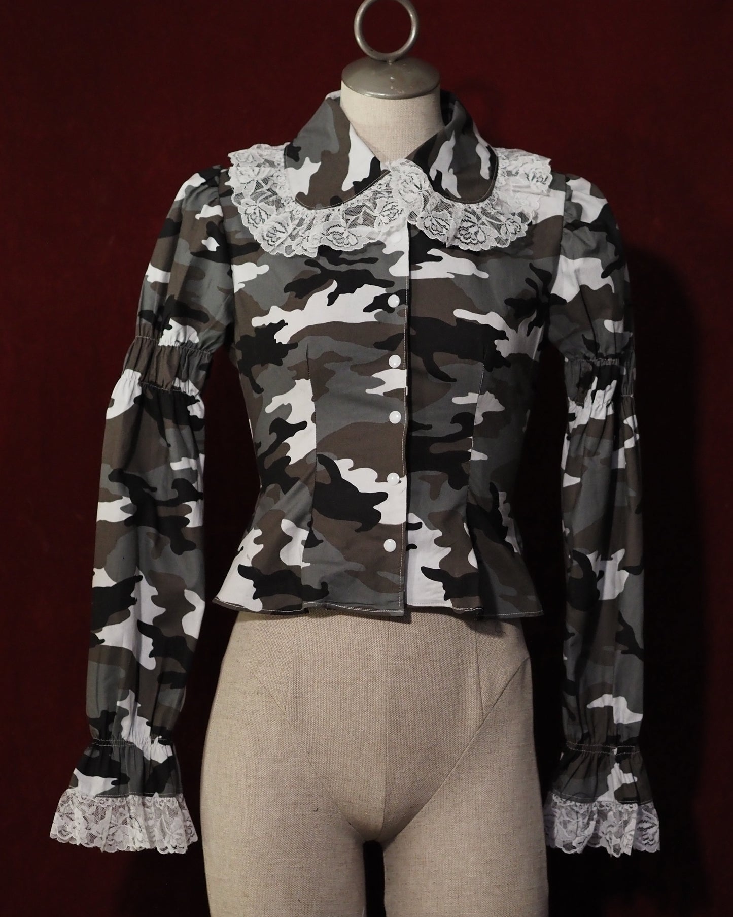 Urban Camo Long-sleeve White Raschel lace Blouse