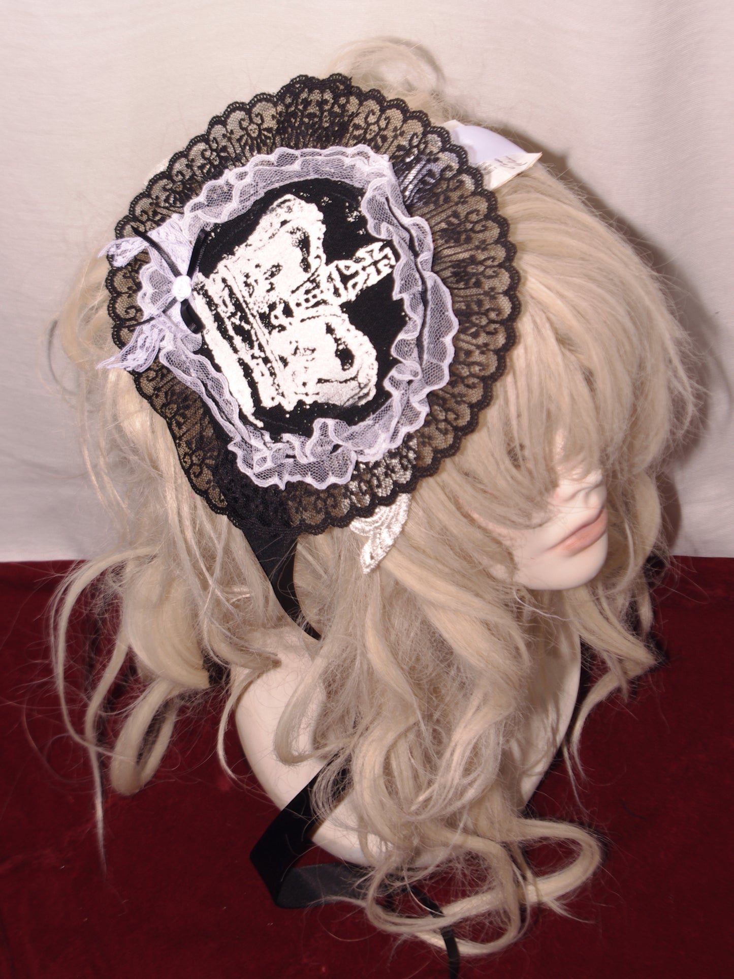 crown print headpiece
